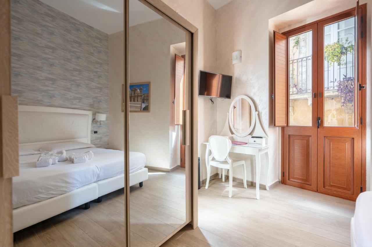 Porta Nazionale Dependance Bed & Breakfast Noto Exterior foto